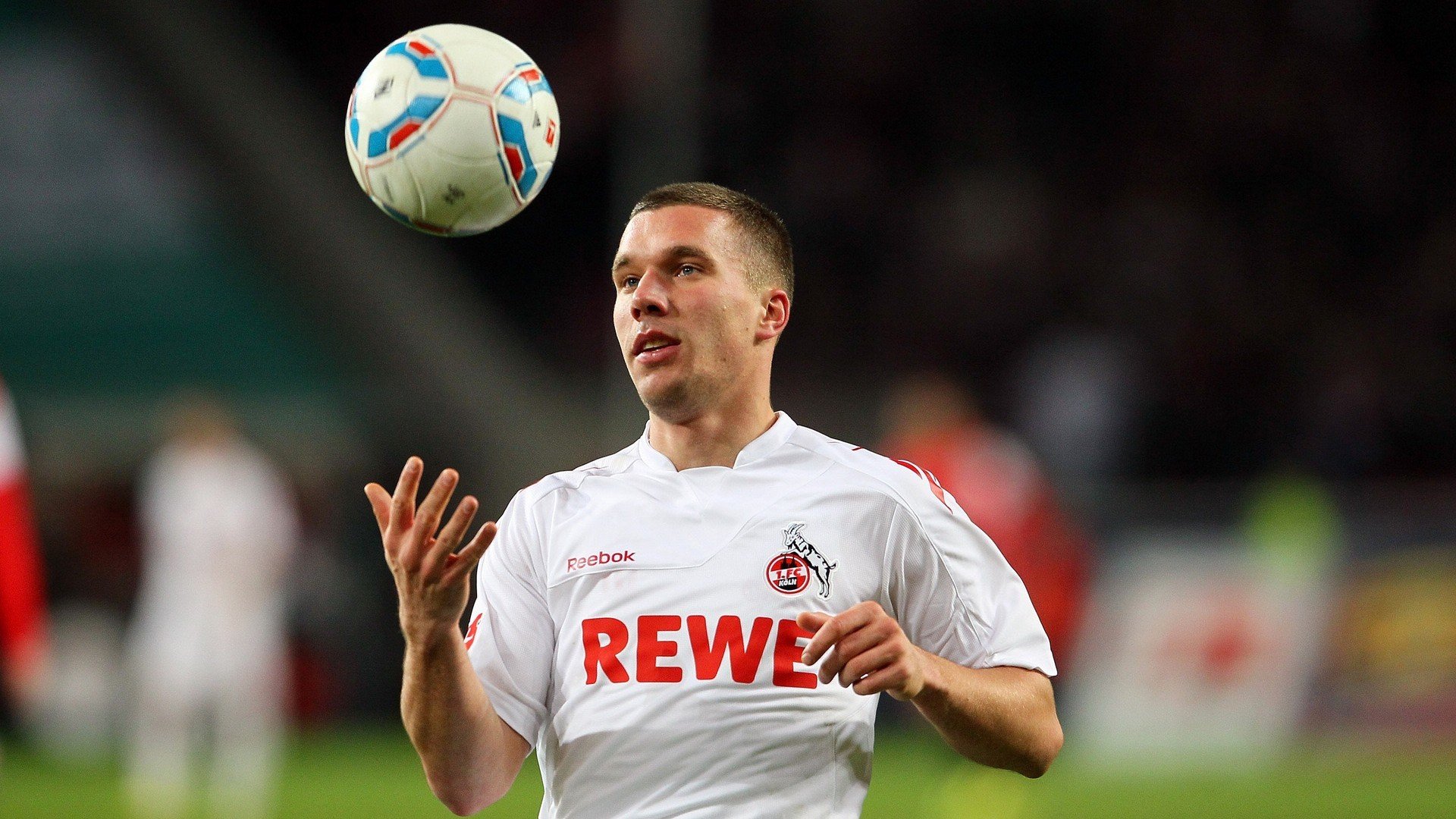 曼联50米抢巴西天才！罗克13球3助引爆英超三强，曼联rojo